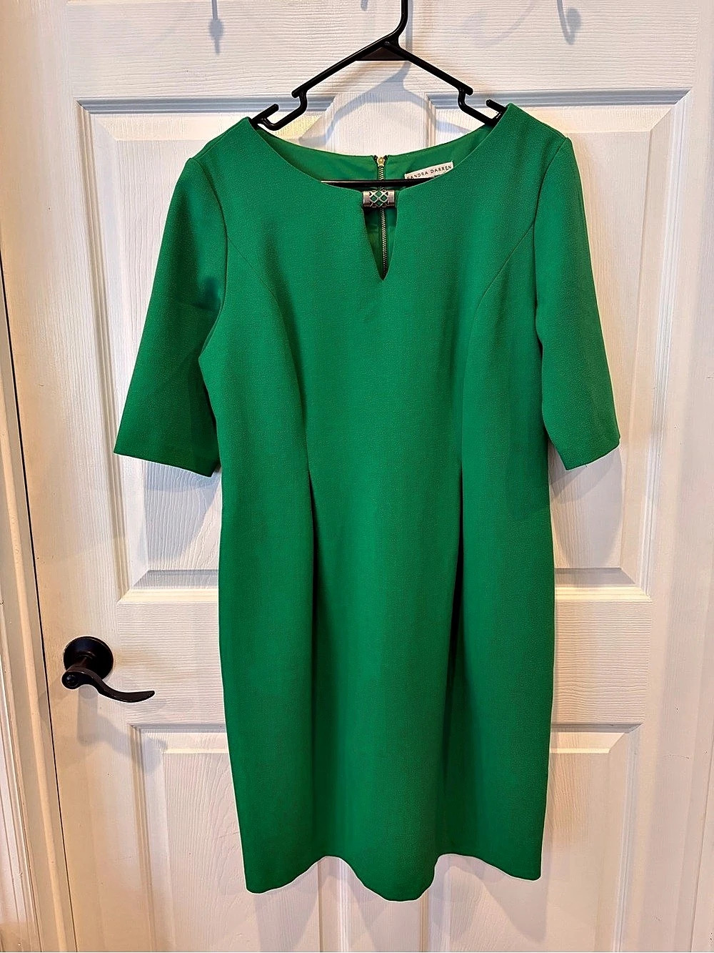 Sandra Darren Green Midi Sheath Dress Size 12 Like New